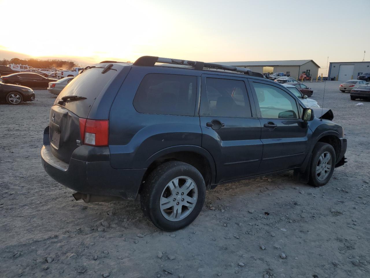 Lot #3026026956 2004 MITSUBISHI ENDEAVOR L