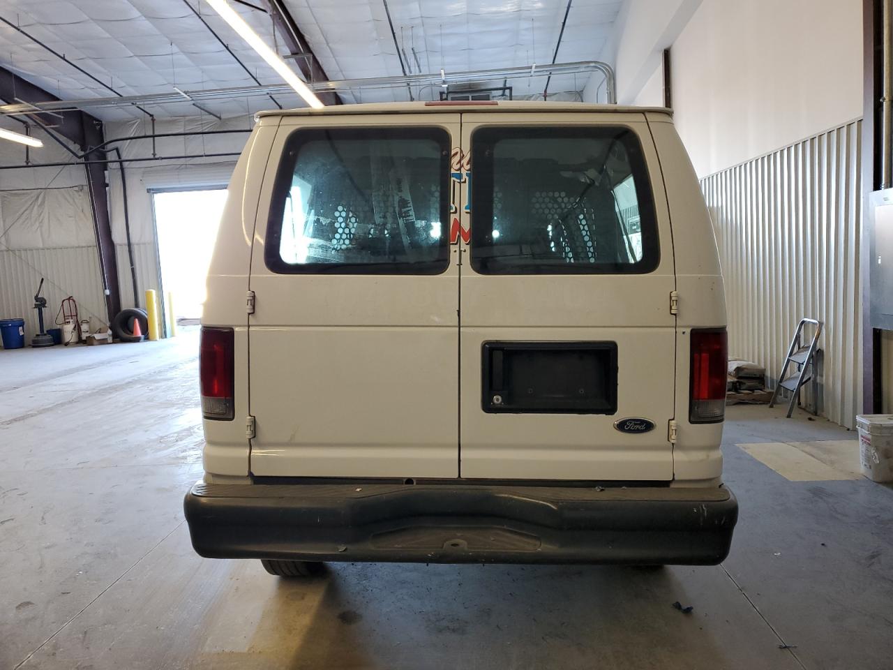 FORD ECONOLINE E350 SUPER DUTY WAGON