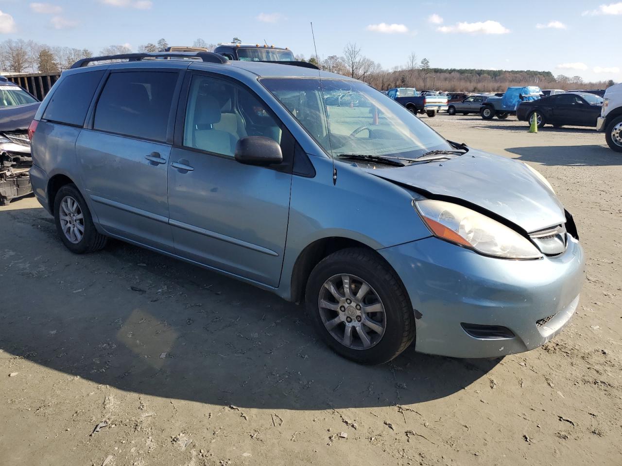 Lot #3028606940 2009 TOYOTA SIENNA CE