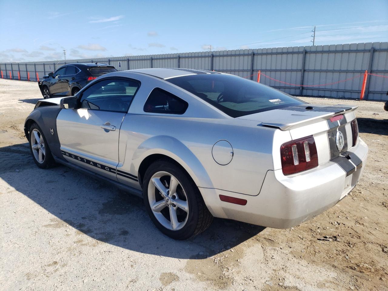 Lot #3030756103 2009 FORD MUSTANG