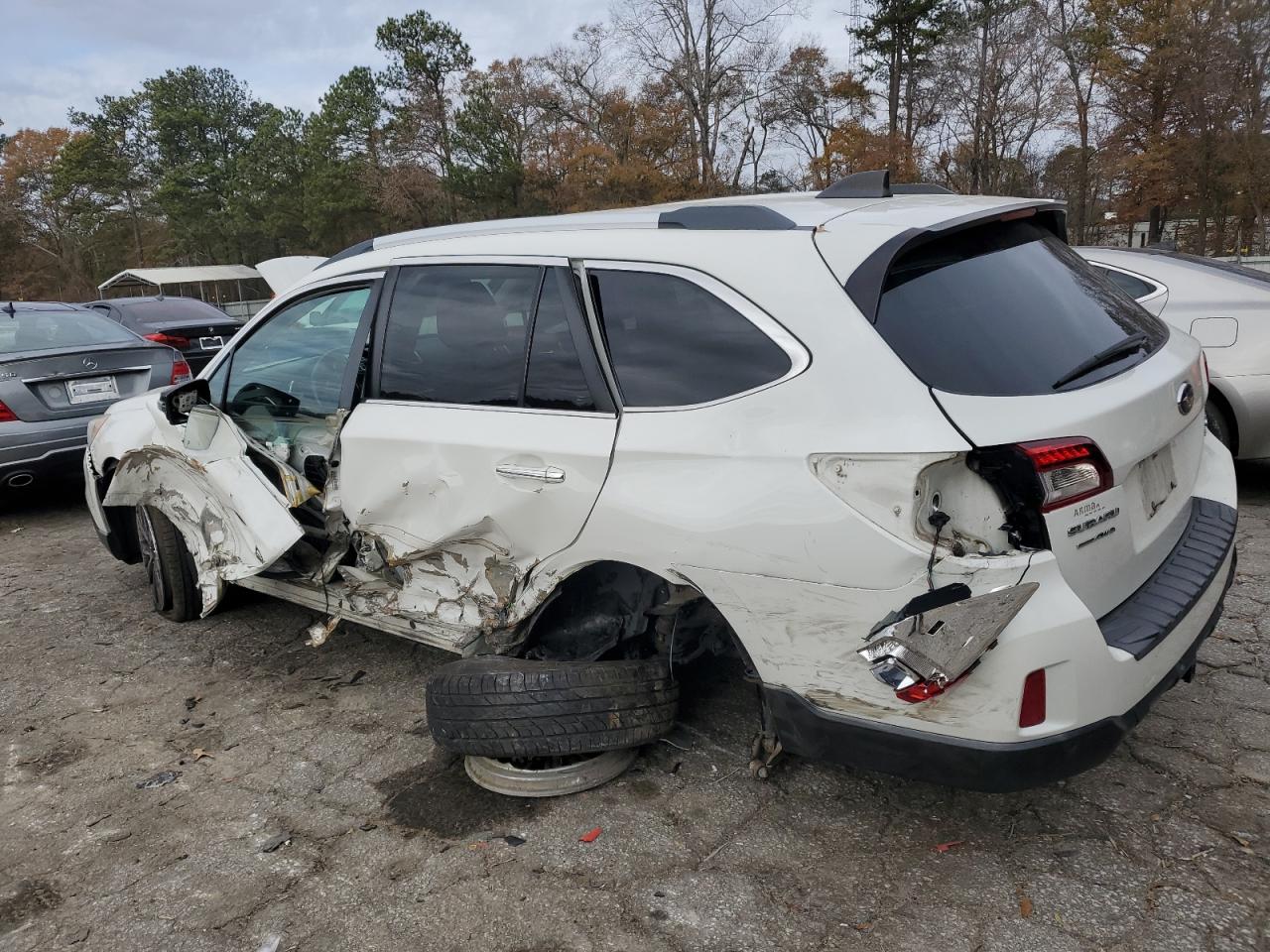 Lot #3028485914 2017 SUBARU OUTBACK TO