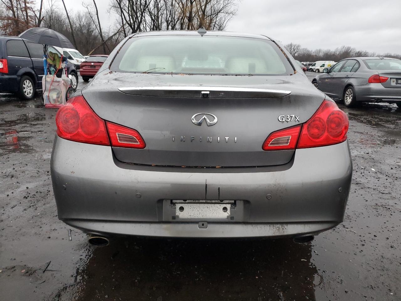 Lot #3033010987 2011 INFINITI G37