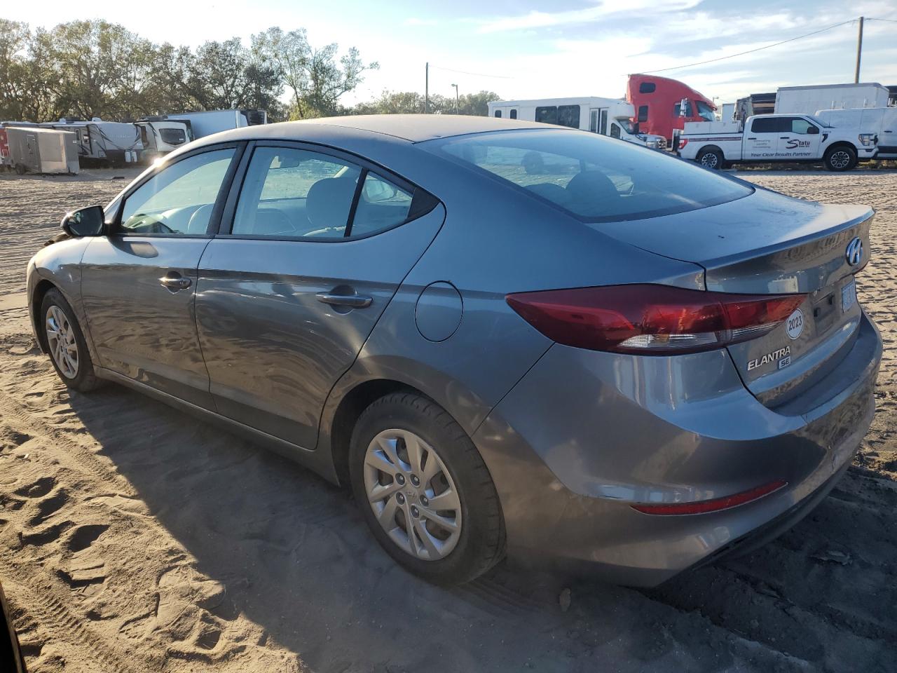 Lot #3033245891 2018 HYUNDAI ELANTRA SE