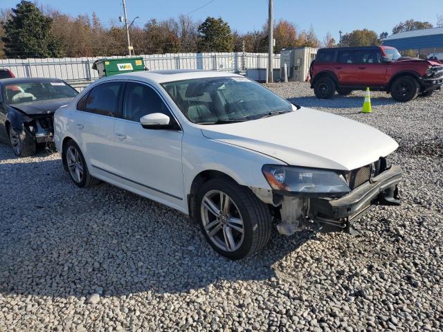 2015 VOLKSWAGEN PASSAT SEL - 1VWCV7A39FC035320