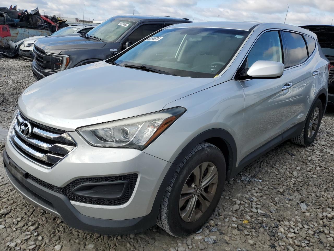  Salvage Hyundai SANTA FE