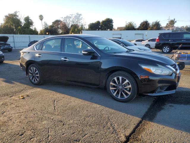 VIN 1N4AL3AP4GC238831 2016 NISSAN ALTIMA no.4