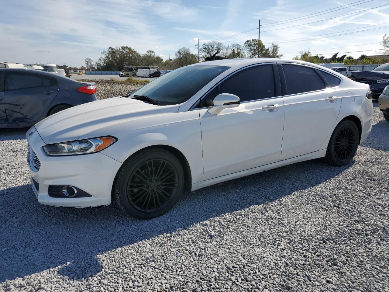 Lot #3028508000 2015 FORD FUSION SE