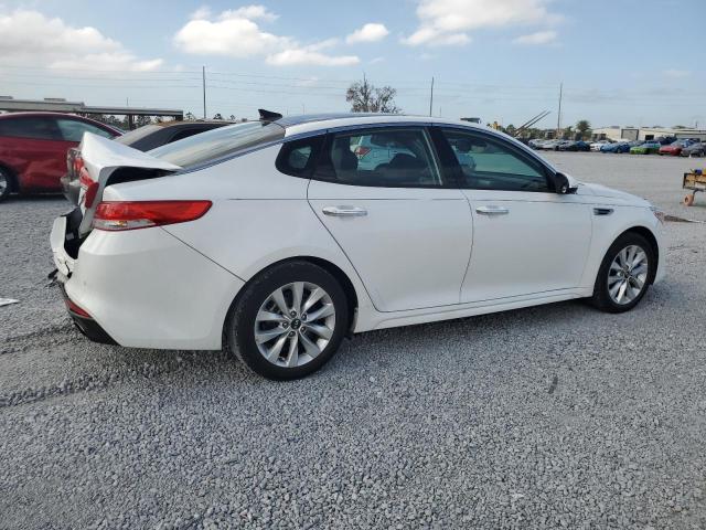 VIN 5XXGU4L39HG168021 2017 KIA OPTIMA no.3