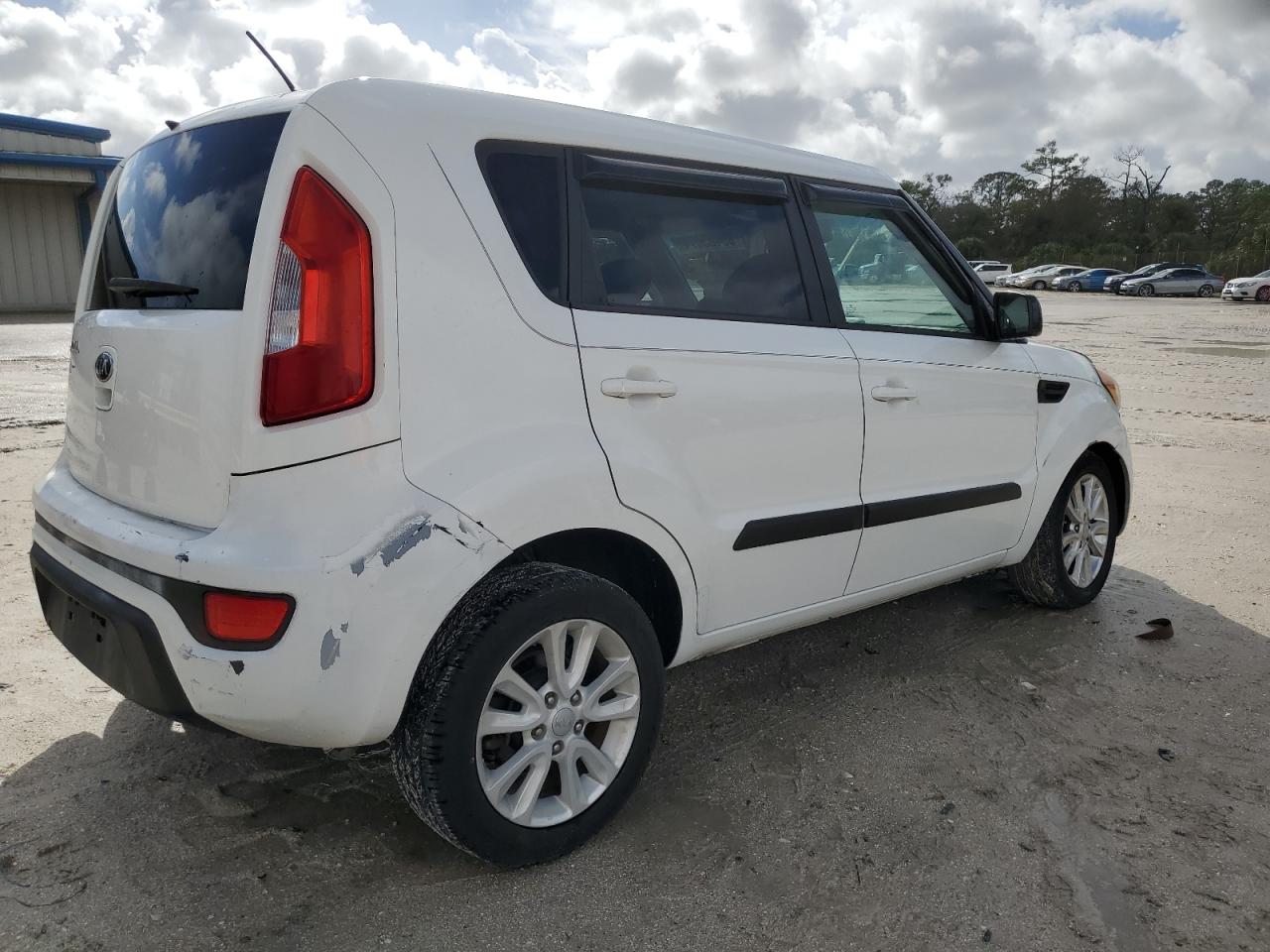 Lot #3044665234 2013 KIA SOUL +