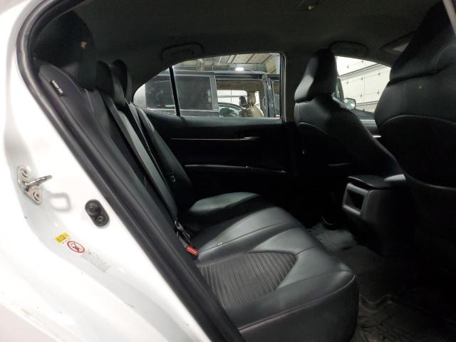 2018 TOYOTA CAMRY L - 4T1B11HK1JU551447