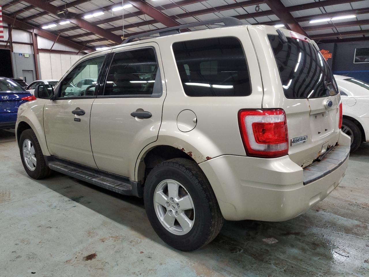 Lot #3028654280 2010 FORD ESCAPE XLT