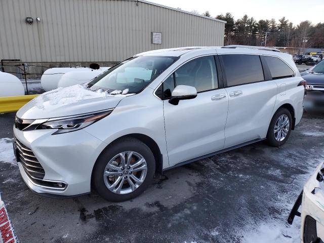 TOYOTA SIENNA LIMITED