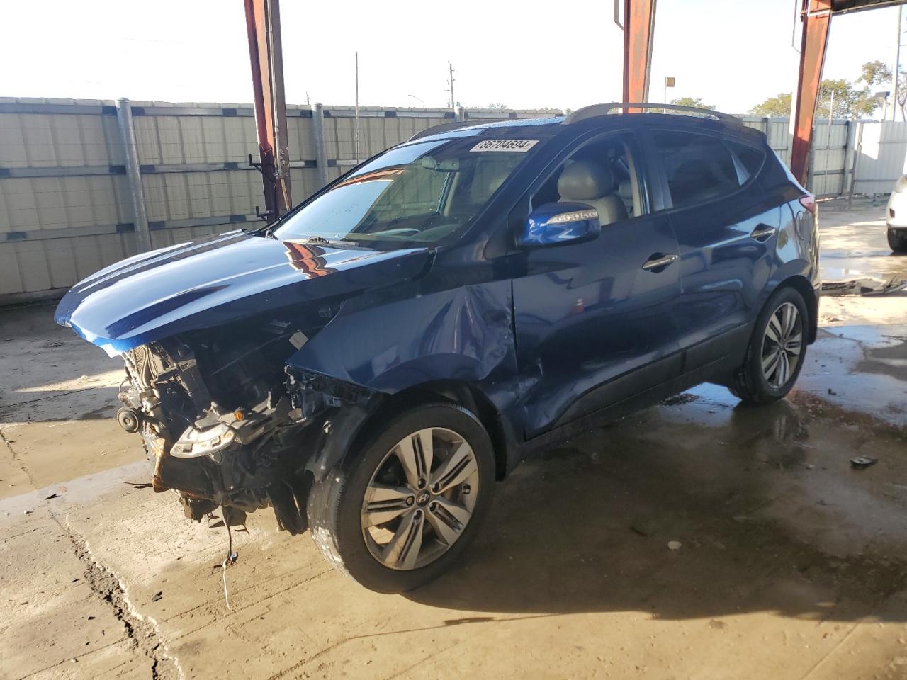  Salvage Hyundai TUCSON