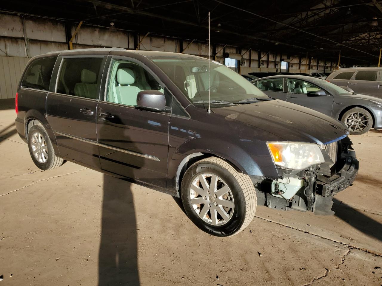 Lot #3027029778 2013 CHRYSLER TOWN & COU