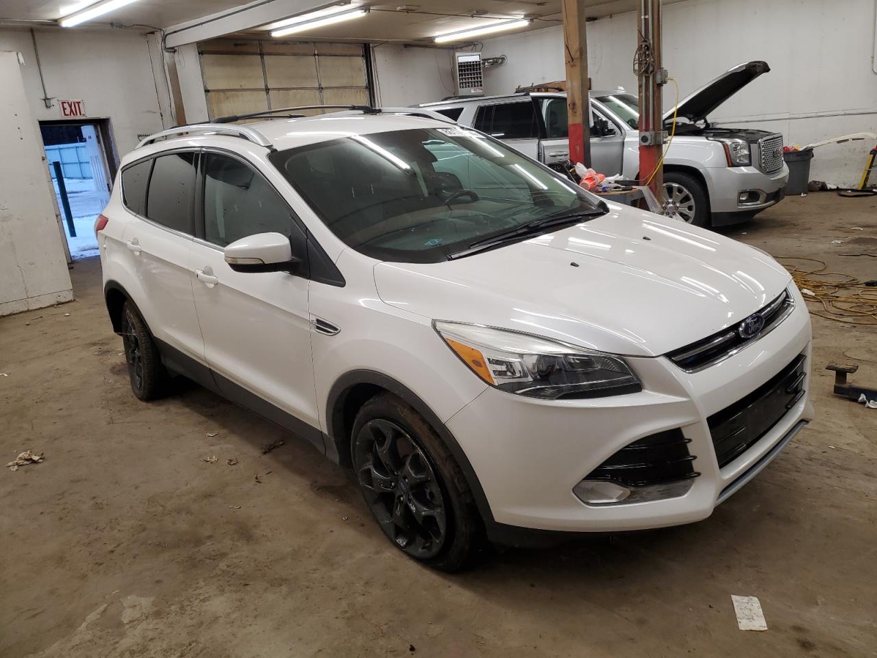 Lot #3034140844 2013 FORD ESCAPE TIT