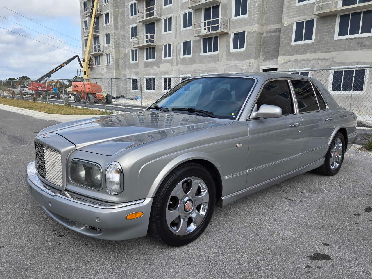 Lot #3024938387 2001 BENTLEY ARNAGE