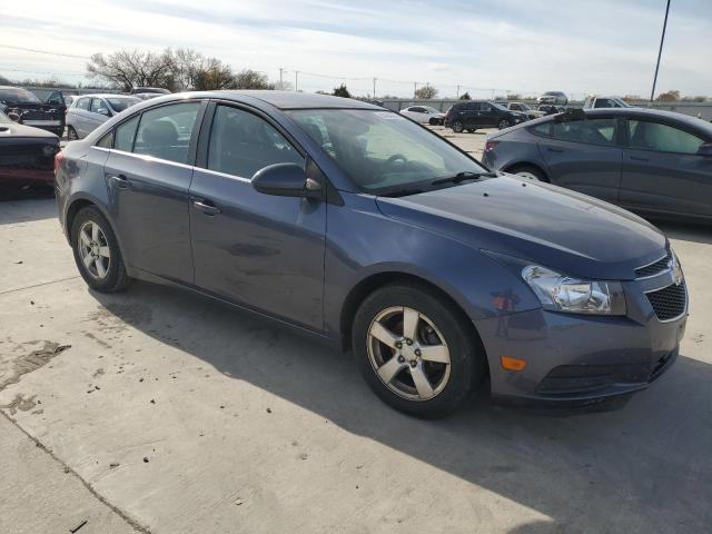 VIN 1G1PC5SB1E7202077 2014 CHEVROLET CRUZE no.4