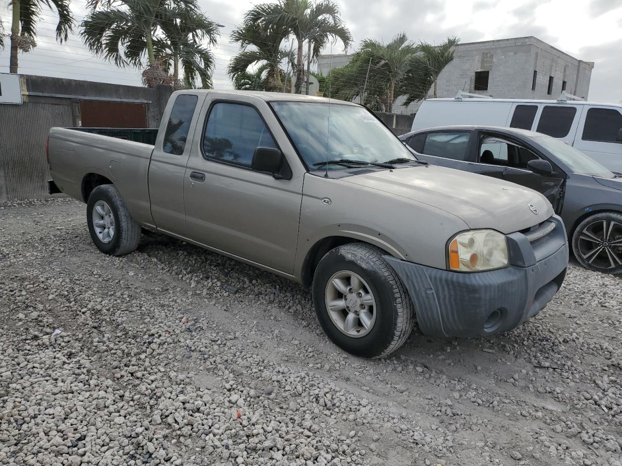 Lot #3040945420 2002 NISSAN FRONTIER K