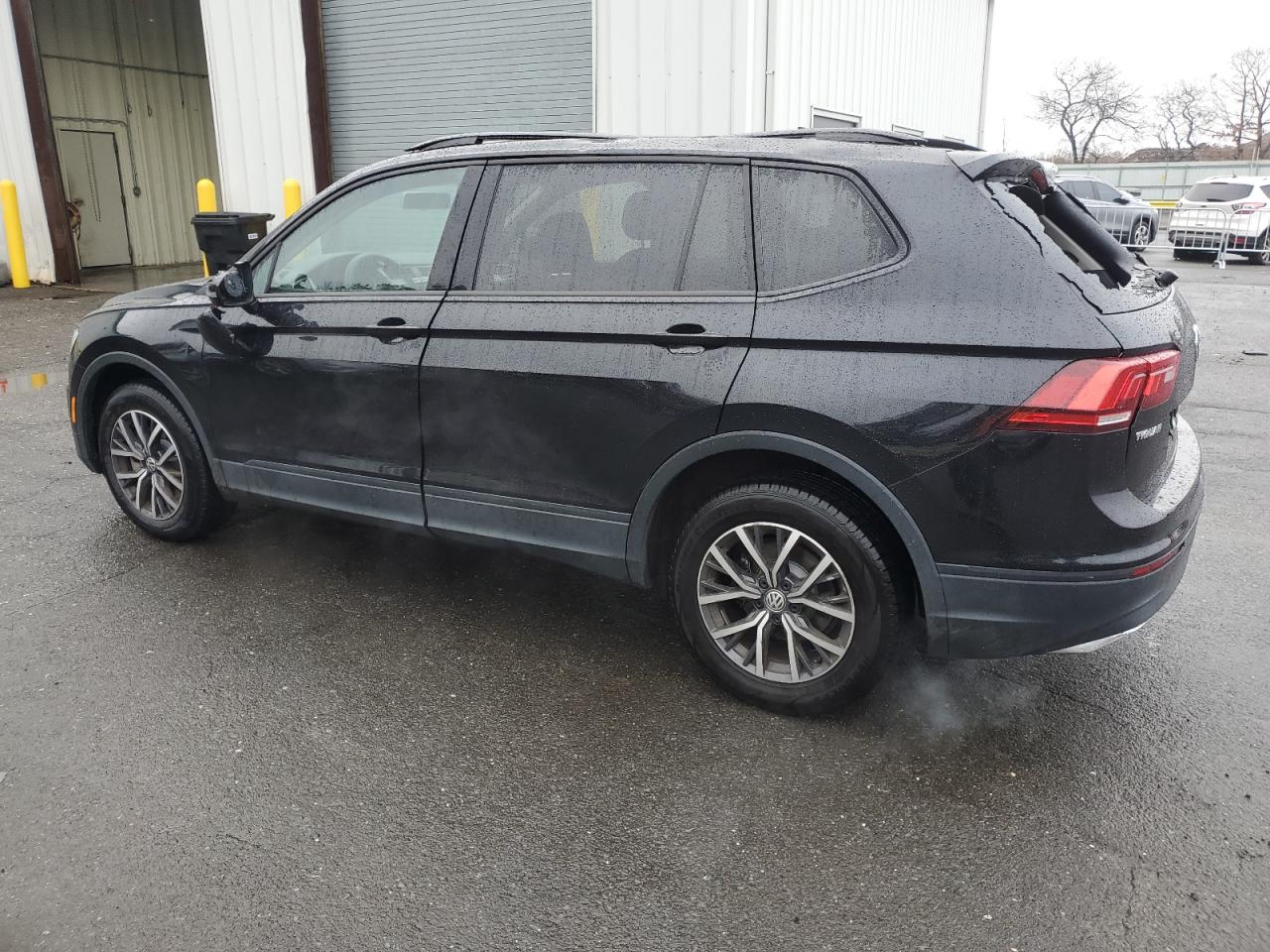 Lot #3033239937 2021 VOLKSWAGEN TIGUAN S