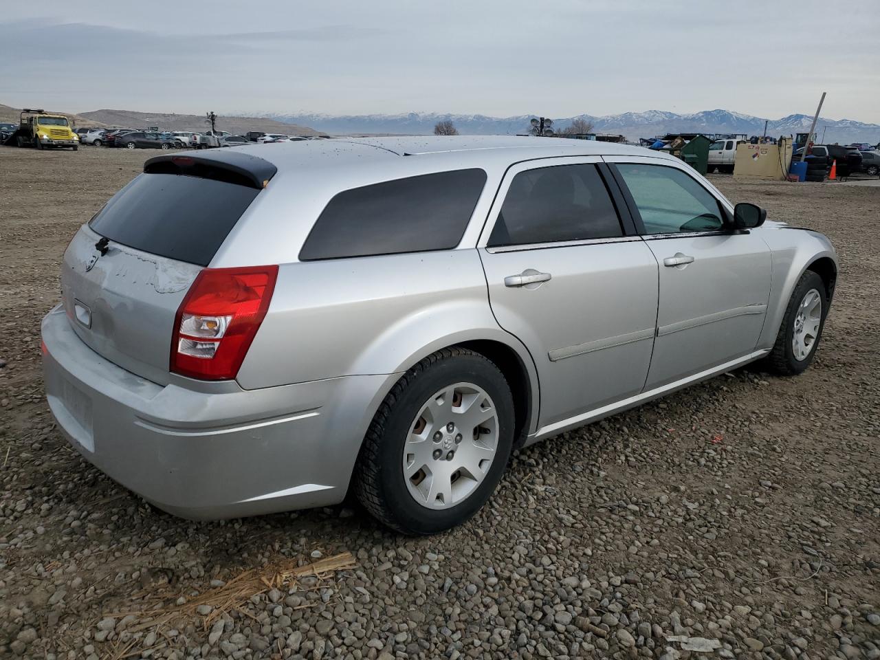 Lot #3034418775 2006 DODGE MAGNUM SE