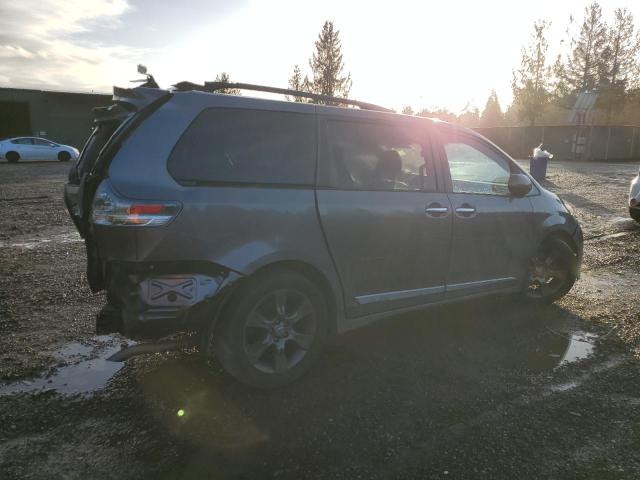 2016 TOYOTA SIENNA SE 5TDXK3DC6GS714432