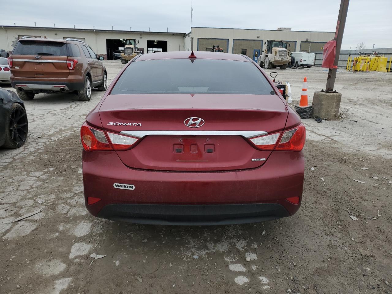 Lot #3034300122 2014 HYUNDAI SONATA SE