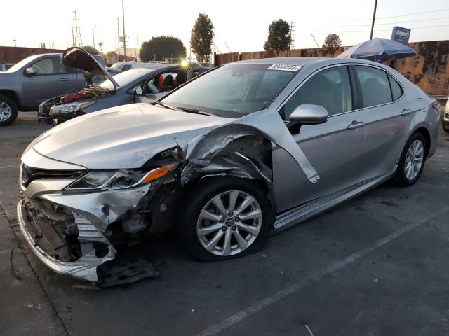 VIN 4T1B11HK7JU578796 2018 TOYOTA CAMRY no.1