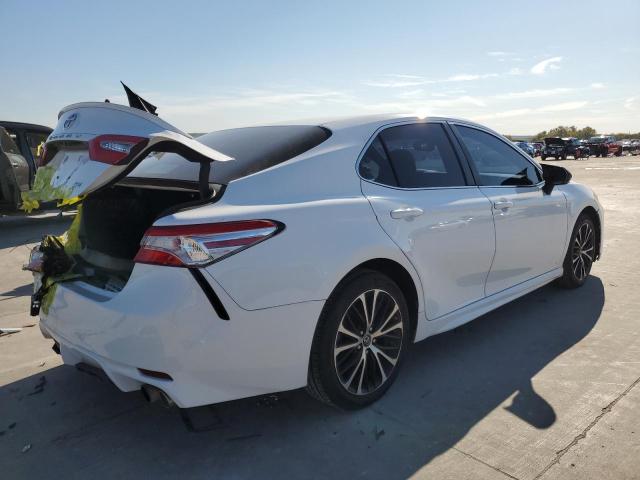 TOYOTA CAMRY L 2018 white  gas 4T1B11HK6JU575274 photo #4