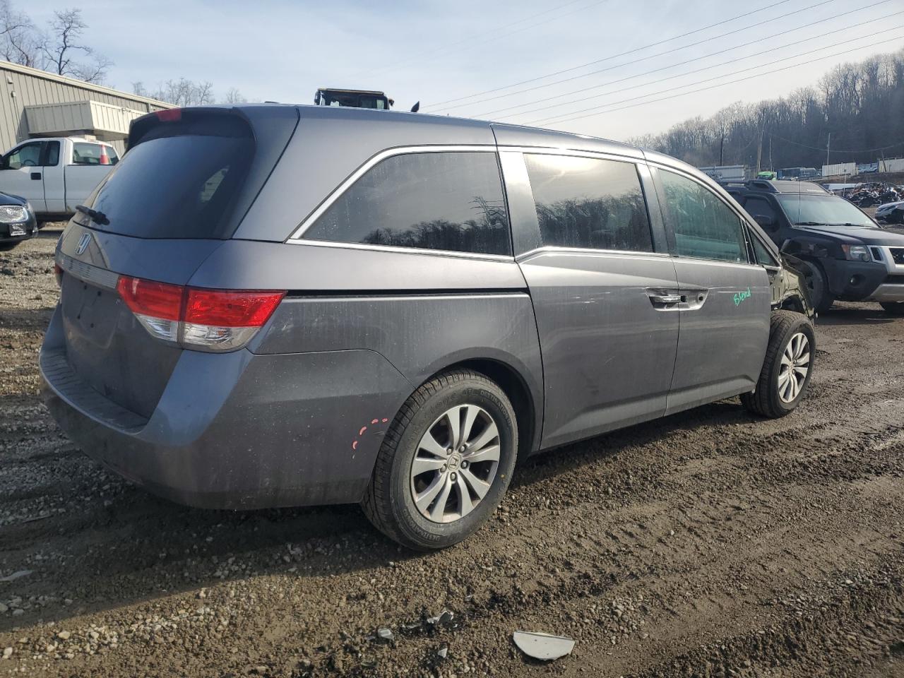 Lot #3038047230 2017 HONDA ODYSSEY EX