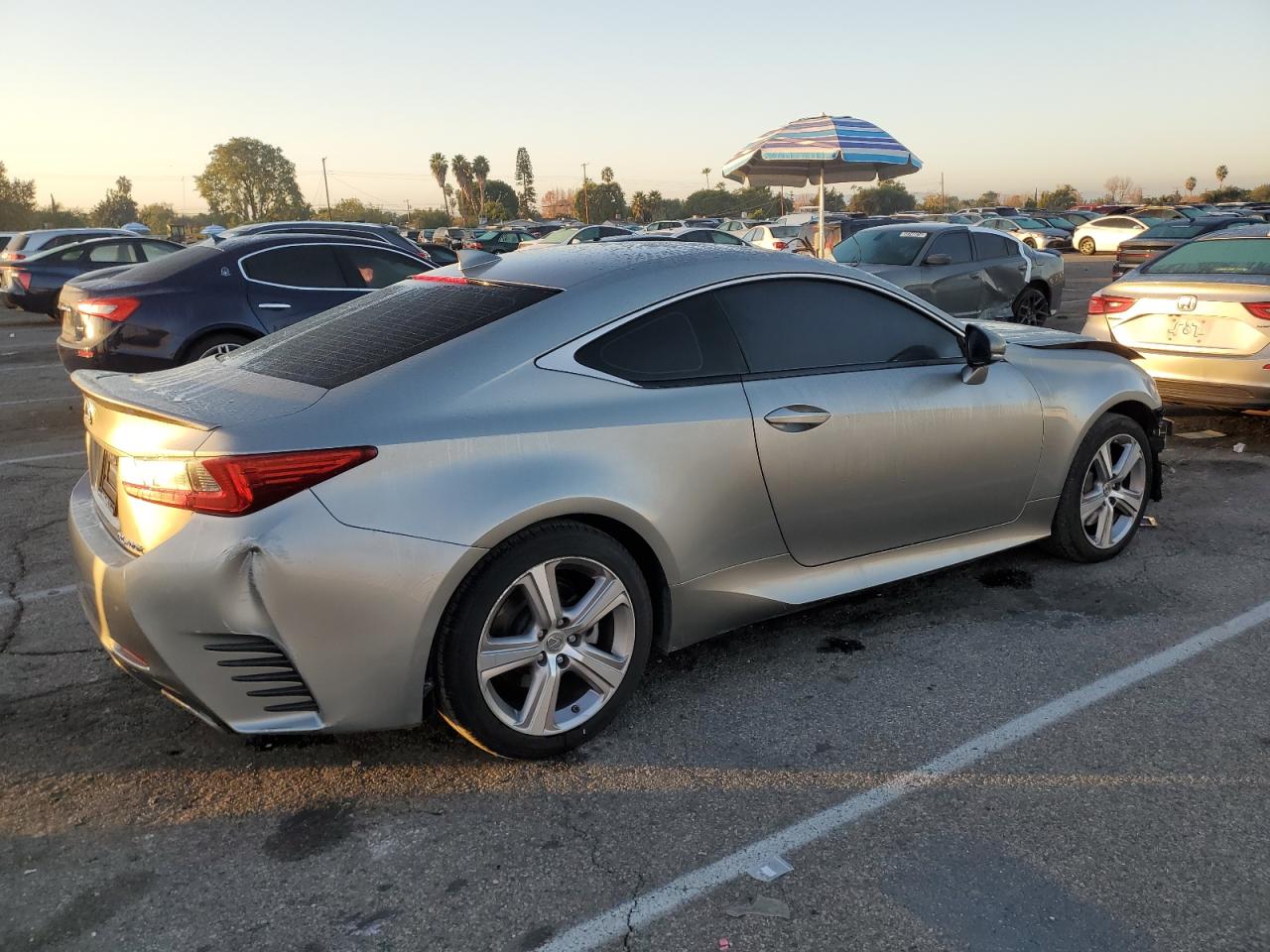 Lot #3033031001 2016 LEXUS RC 200T