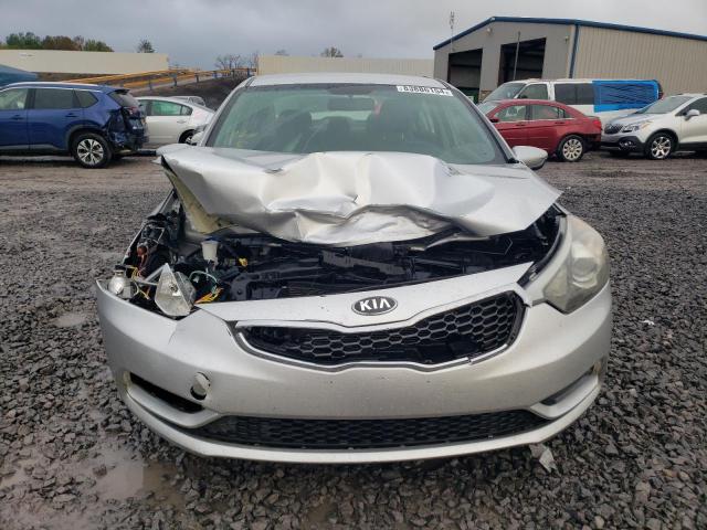 VIN KNAFK4A60F5298847 2015 KIA FORTE no.5