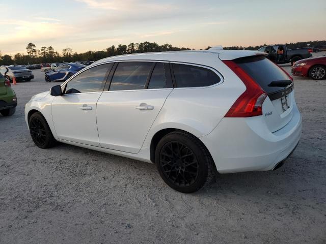 VOLVO V60 PREMIE 2015 white station gas YV1612SC3F1209482 photo #3