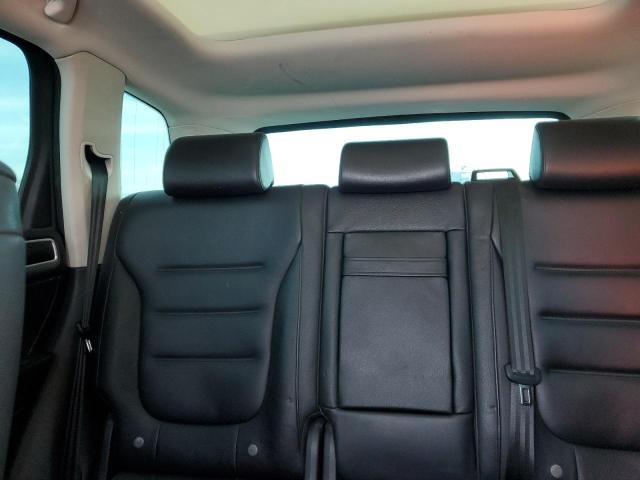 2016 VOLKSWAGEN TOUAREG SP WVGEF9BPXGD011699