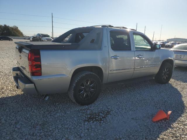 CHEVROLET AVALANCHE 2011 silver  flexible fuel 3GNTKGE38BG112103 photo #4