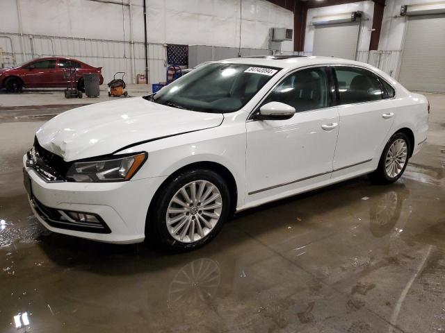 2016 VOLKSWAGEN PASSAT SE - 1VWBS7A33GC068142