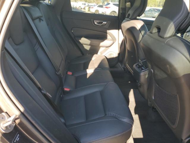2022 VOLVO XC60 B5 IN YV4L12RL4N1079206