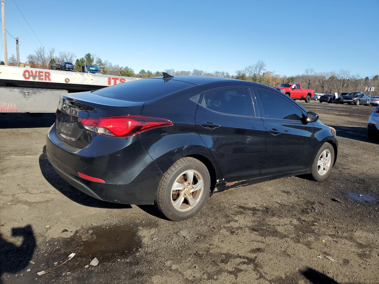 Lot #3036941794 2015 HYUNDAI ELANTRA SE