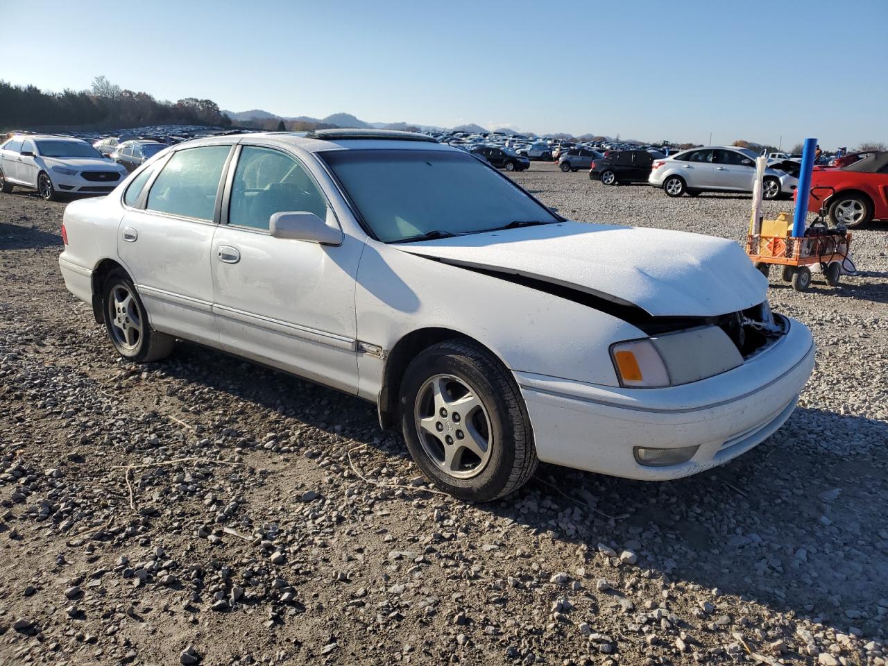 Lot #3024667656 1998 TOYOTA AVALON XL