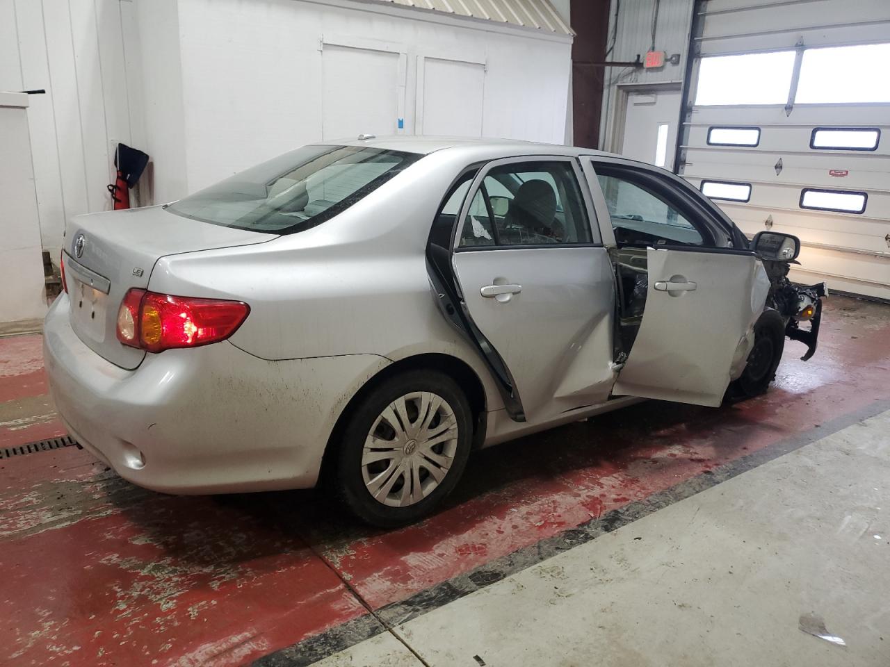 Lot #3033160193 2010 TOYOTA COROLLA BA