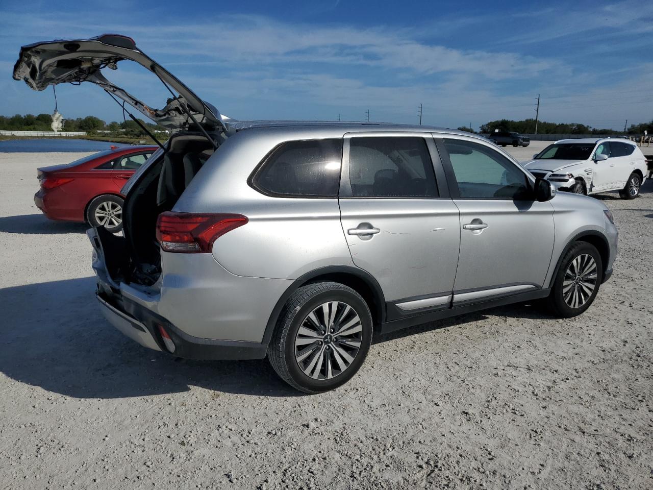 Lot #3029727697 2020 MITSUBISHI OUTLANDER