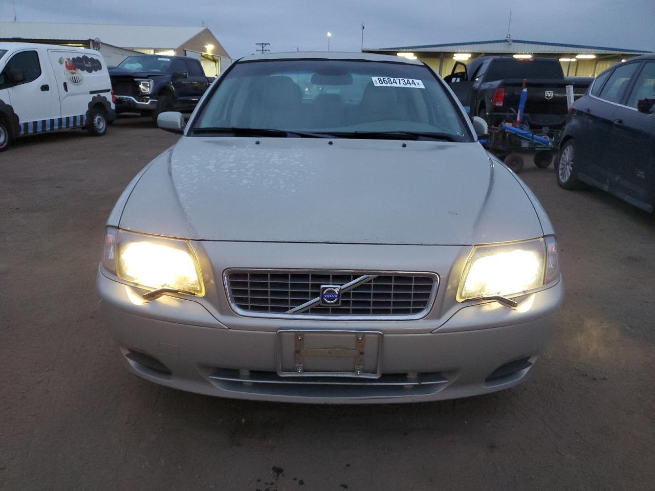 Lot #3051355644 2004 VOLVO S80 2.5T