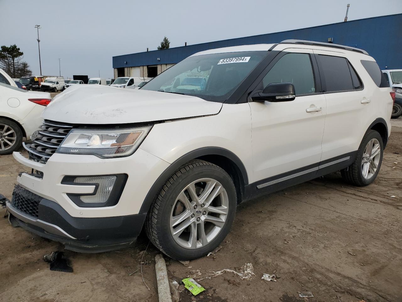  Salvage Ford Explorer