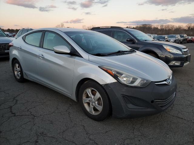 VIN 5NPDH4AE9FH633216 2015 HYUNDAI ELANTRA no.4