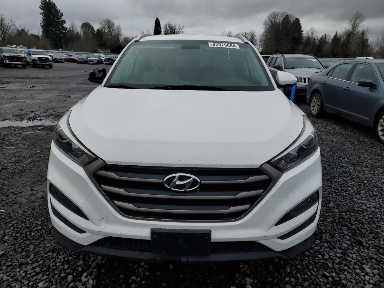 Lot #3044585201 2016 HYUNDAI TUCSON LIM