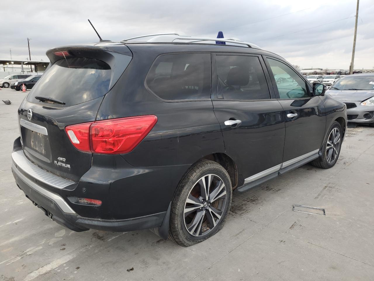 Lot #3034268084 2017 NISSAN PATHFINDER