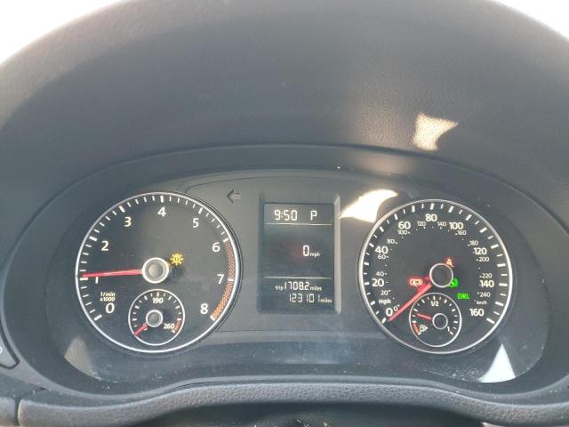 2015 VOLKSWAGEN PASSAT S - 1VWAT7A34FC002285