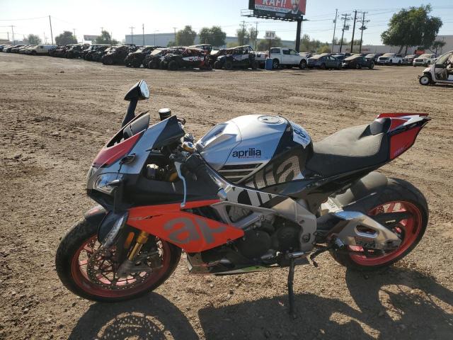 2018 APRILIA RSV4 ZD4KEU000JS001077
