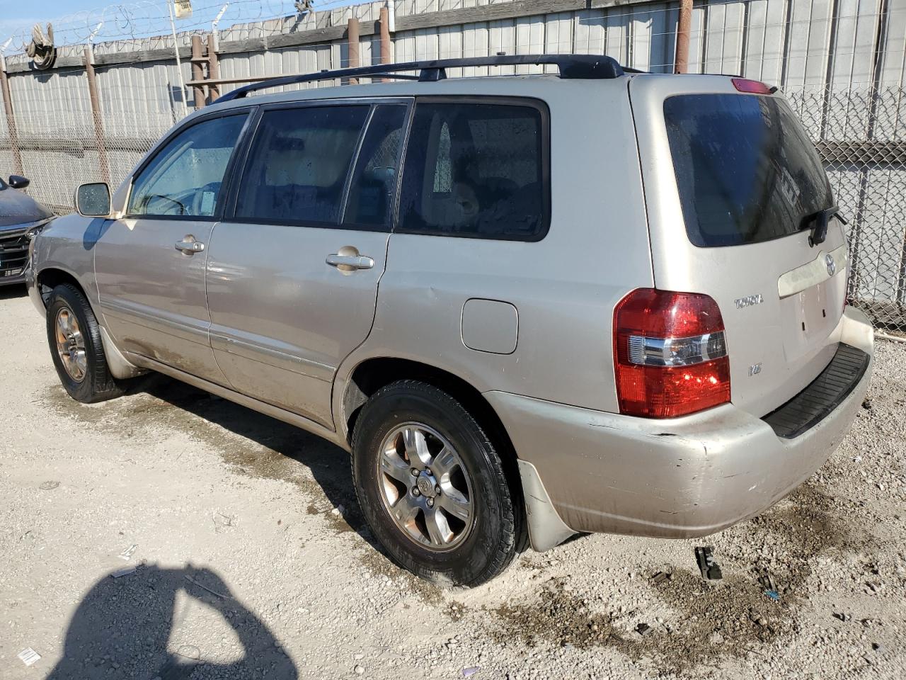 Lot #3033217805 2004 TOYOTA HIGHLANDER