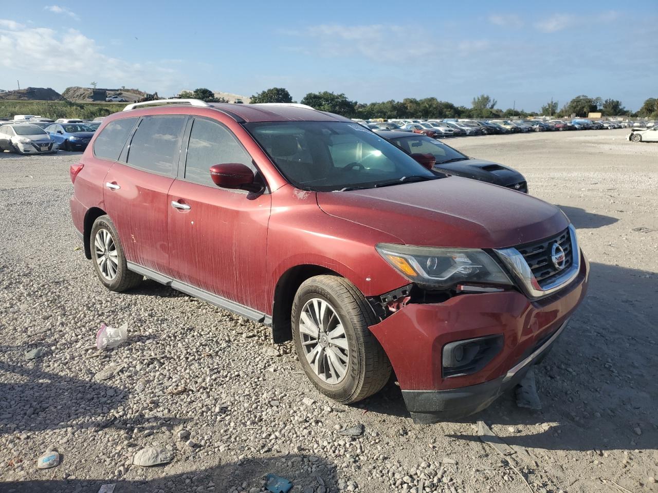 Lot #3031531819 2017 NISSAN PATHFINDER