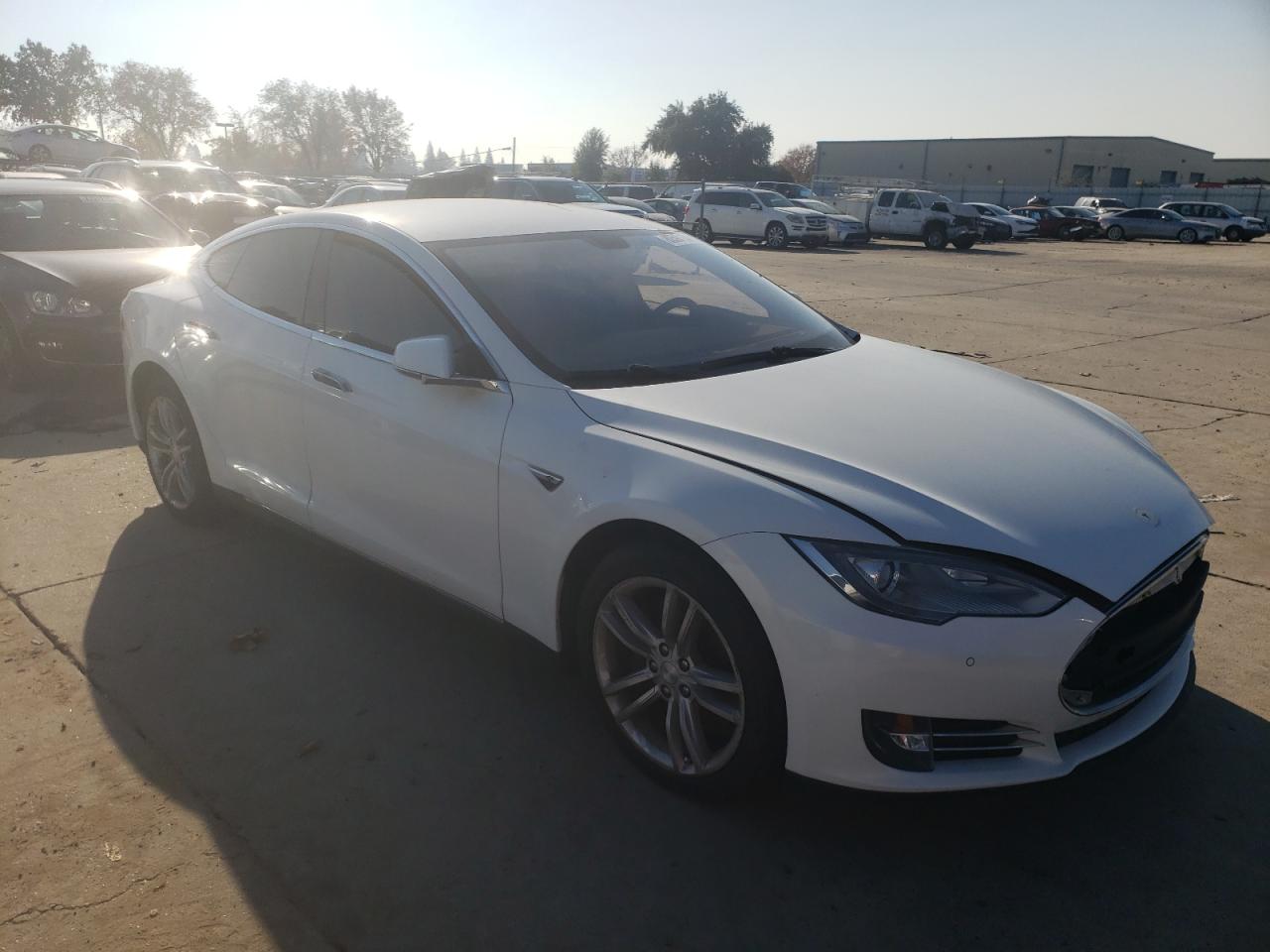 Lot #3022733343 2014 TESLA MODEL S